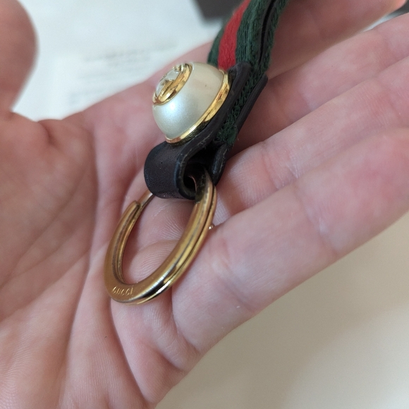 Gucci Sherry Lined Pearl GG keychain - Picture 13 of 16